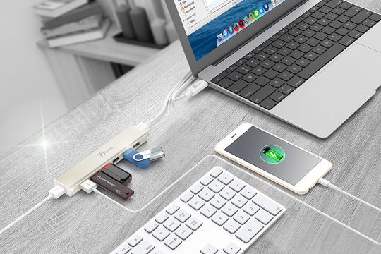 J5 Create USB-C™ 7- Port Hub - Desert Games